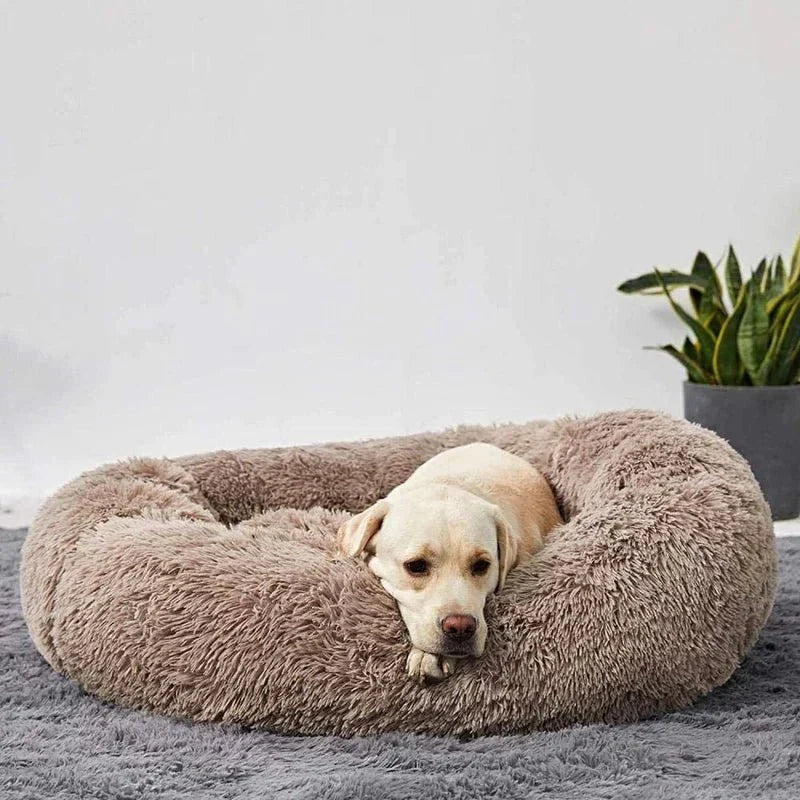 Cama redonda de felpa para perros